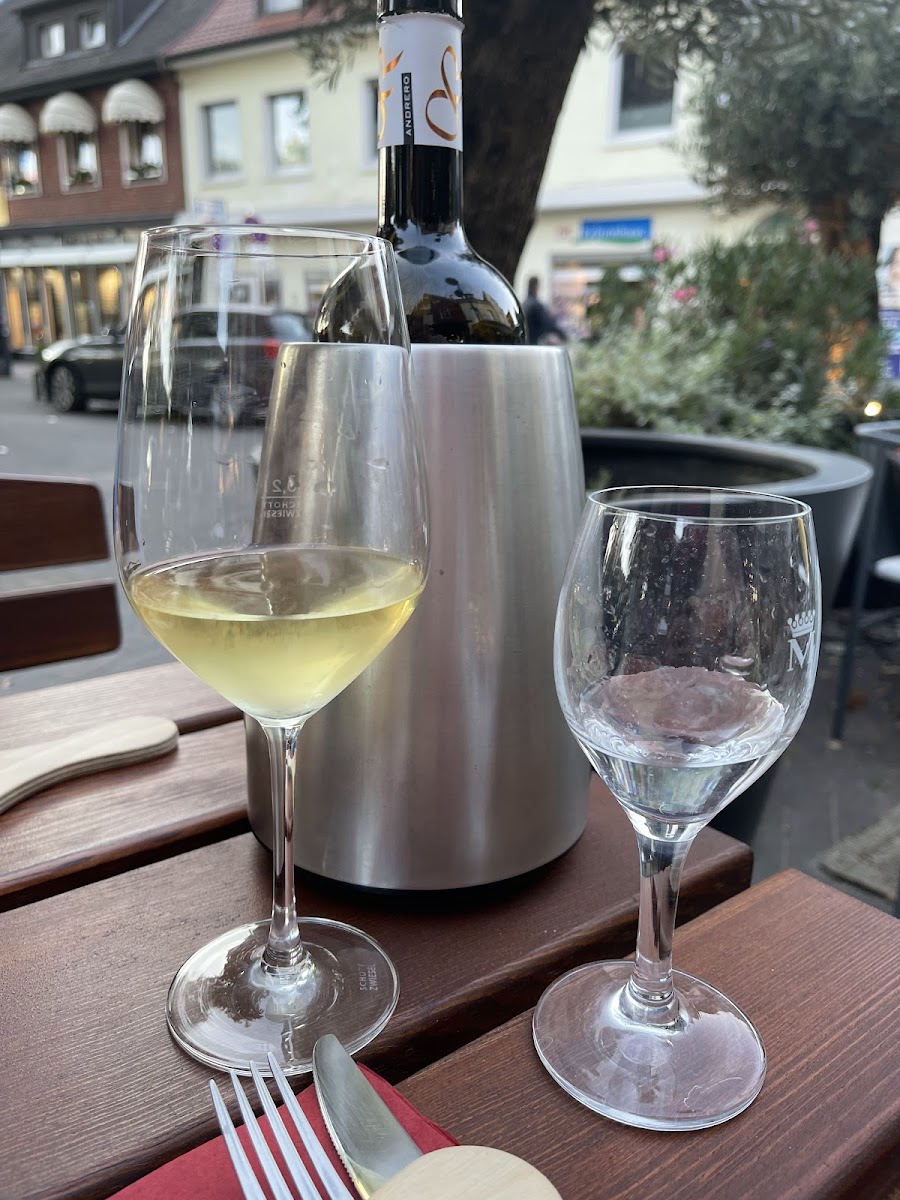 Weinbar Küsschen Photos 2